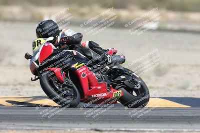 media/Apr-20-2025-CVMA (Sun) [[39090e8767]]/Race 5-Amateur Supersport Open/